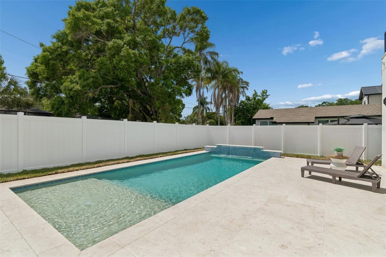 810 W Braddock Street, Tampa, FL 33603 Photo