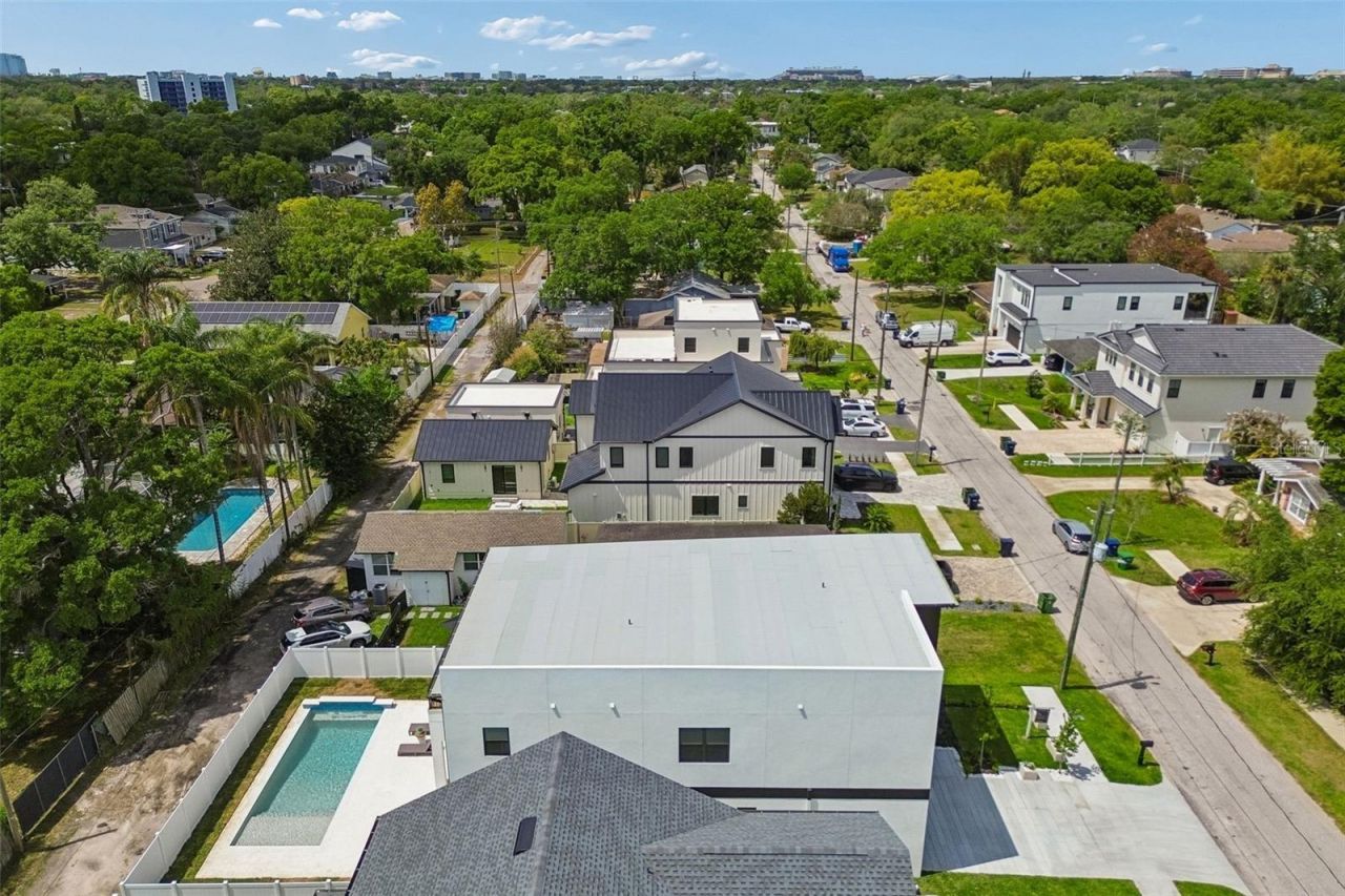 810 W Braddock Street, Tampa, FL 33603 Photo