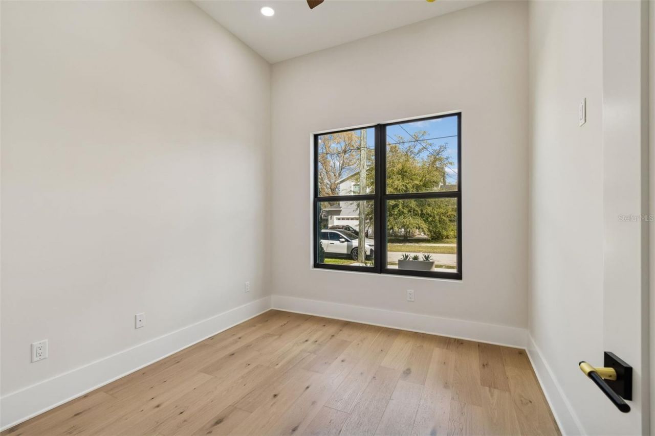 810 W Braddock Street, Tampa, FL 33603 Photo