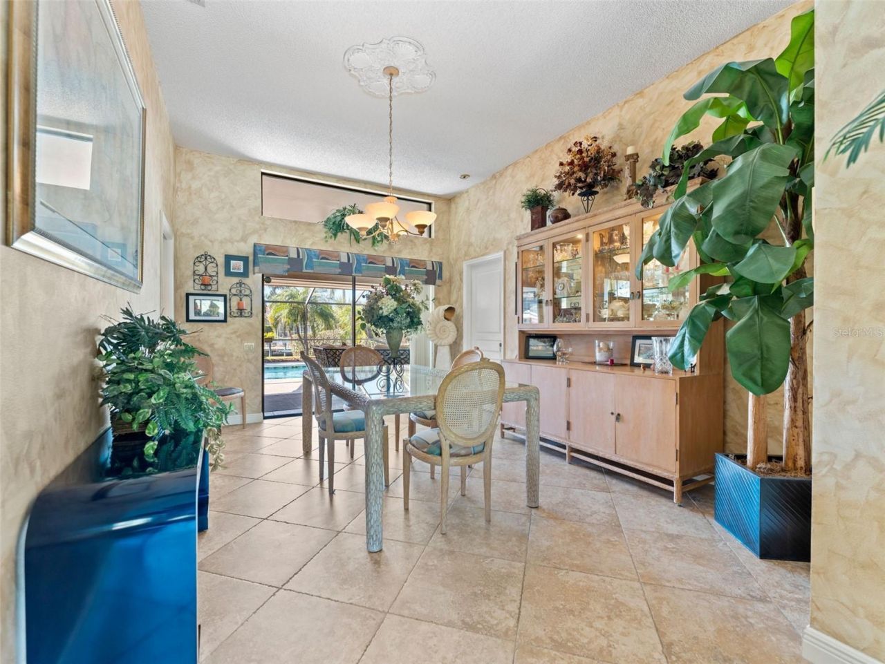 4830 Longwater Way, Tampa, FL 33615 Photo