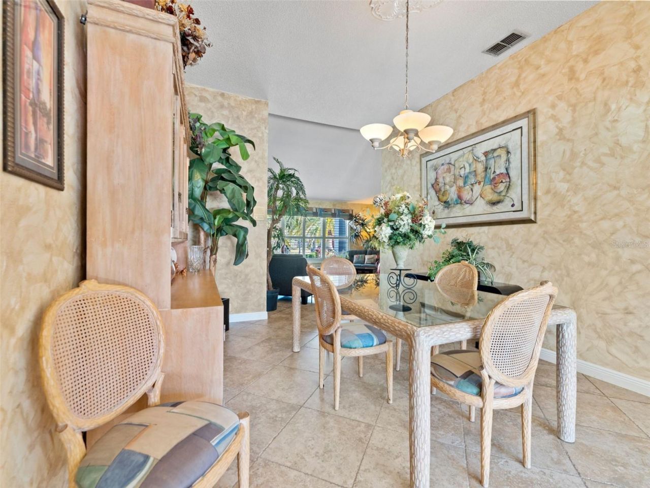 4830 Longwater Way, Tampa, FL 33615 Photo