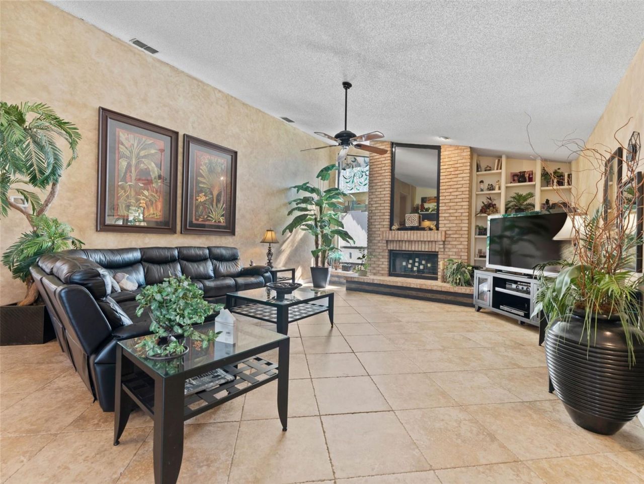 4830 Longwater Way, Tampa, FL 33615 Photo
