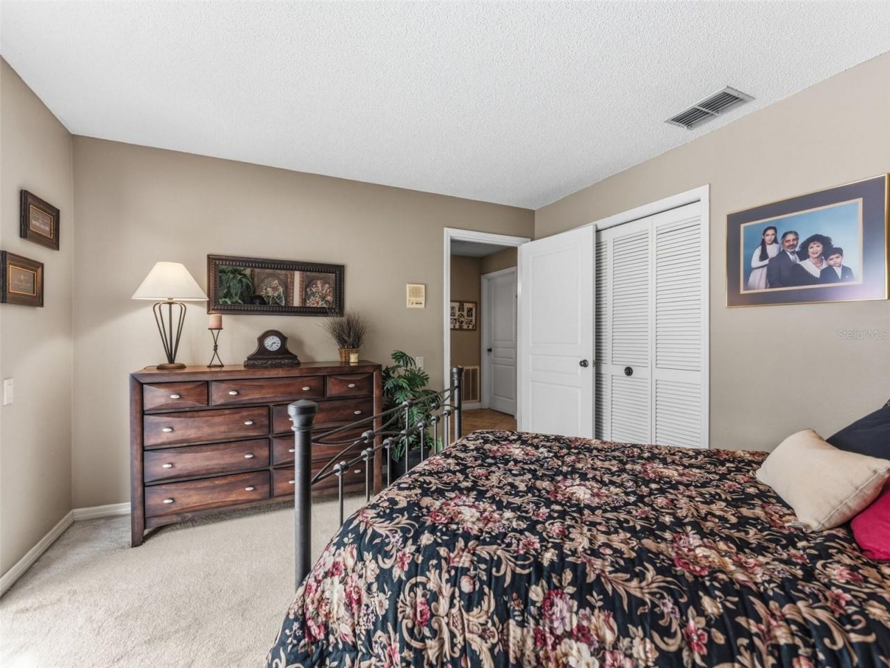 4830 Longwater Way, Tampa, FL 33615 Photo