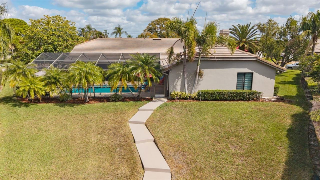 4830 Longwater Way, Tampa, FL 33615 Photo