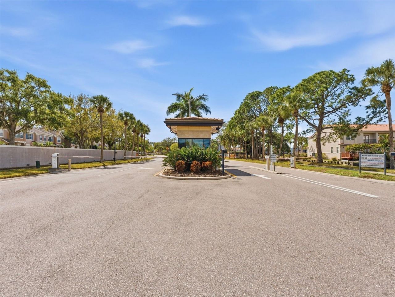 4830 Longwater Way, Tampa, FL 33615 Photo