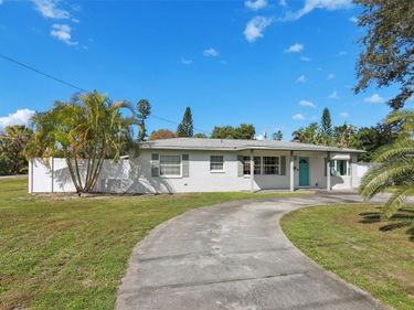 699 PINELLAS POINT DRIVE S, ST PETERSBURG, FL 33705