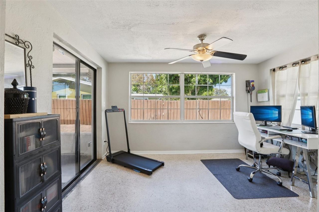 699 Pinellas Point Drive S, Saint Petersburg, FL 33705 Photo