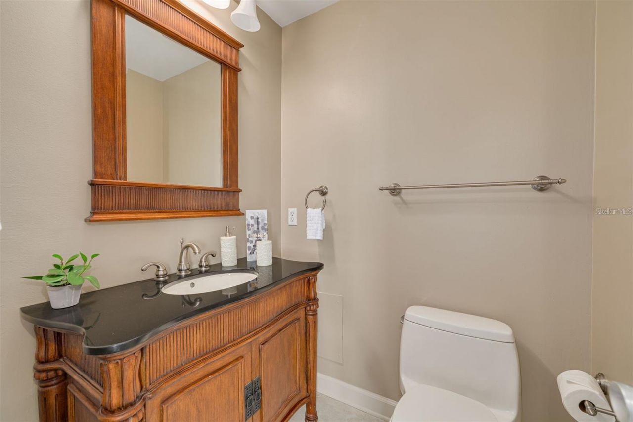 55 Harbor View Lane, Unit 301, Belleair Bluffs, FL 33770 Photo