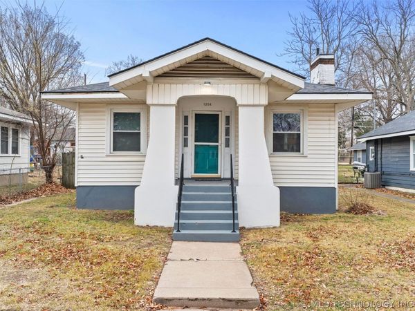1304 SW Jennings Avenue , Bartlesville, OK 74003