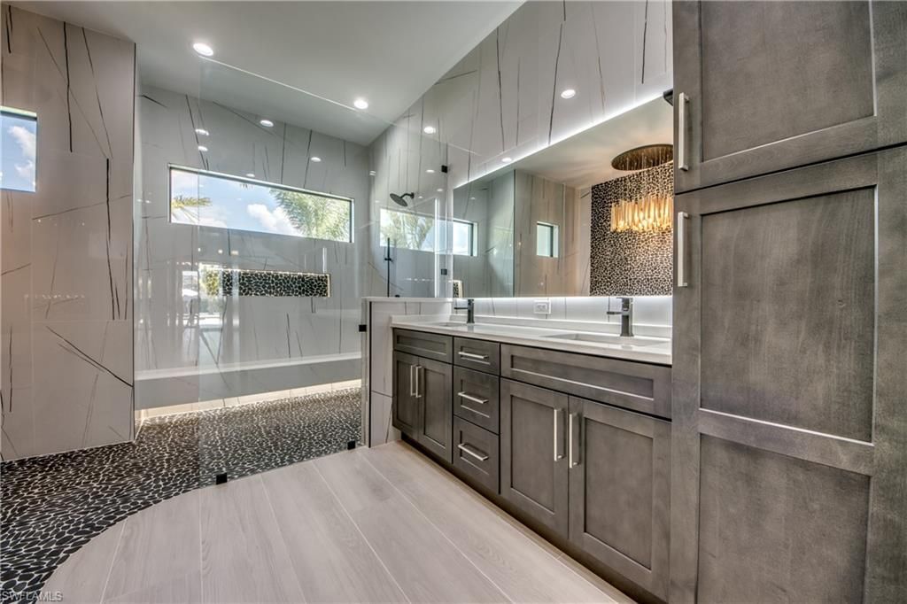 5310 Bayview Ct, Cape Coral, FL 33904 Photo