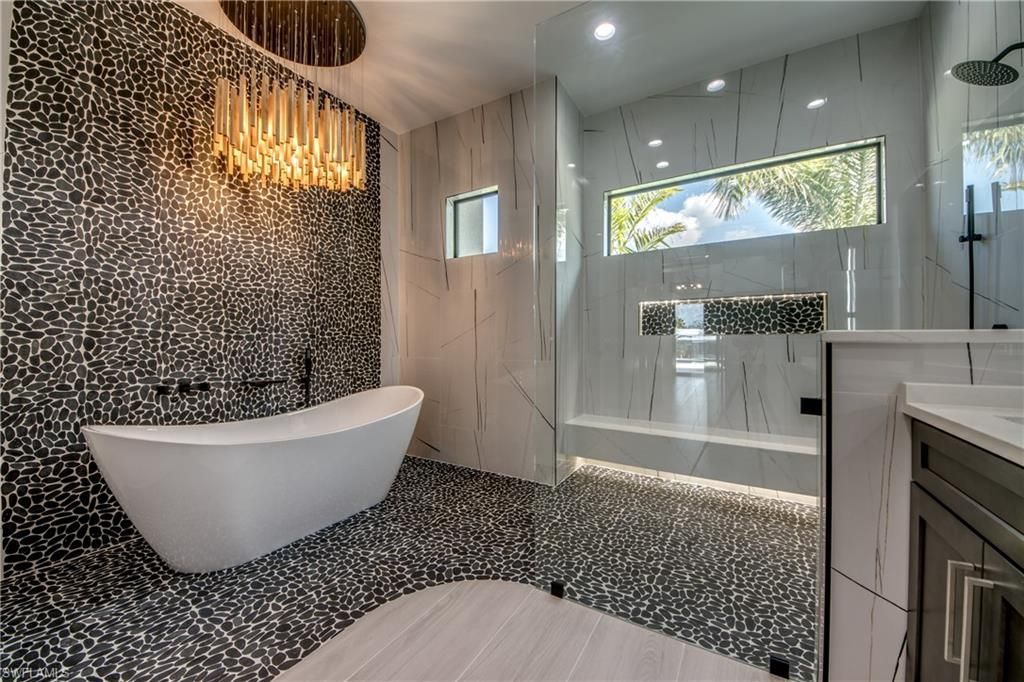 5310 Bayview Ct, Cape Coral, FL 33904 Photo