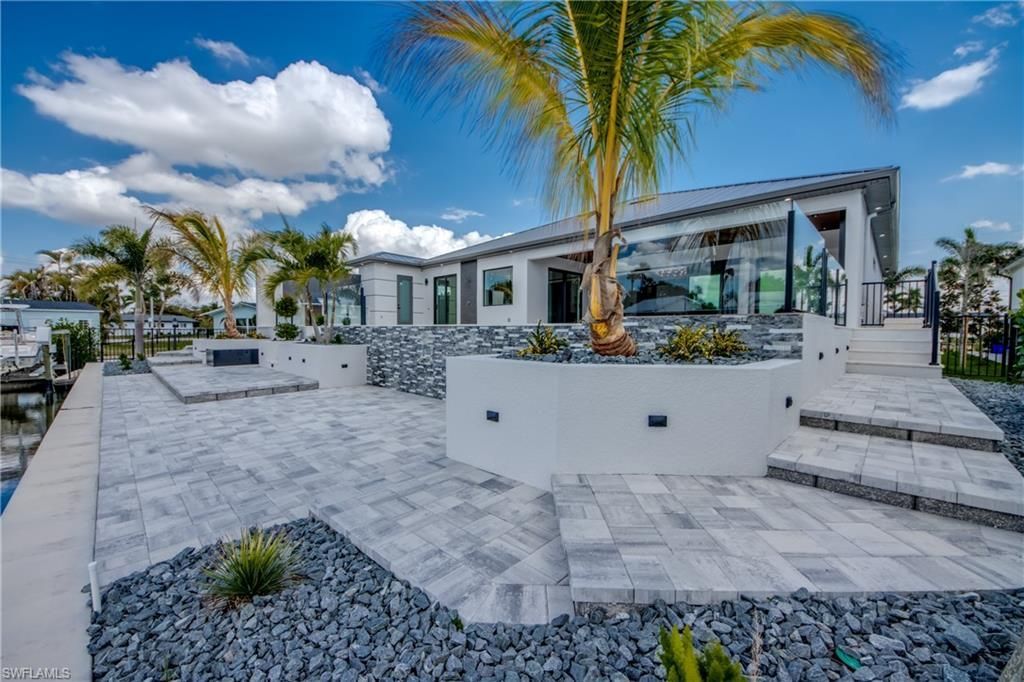 5310 Bayview Ct, Cape Coral, FL 33904 Photo