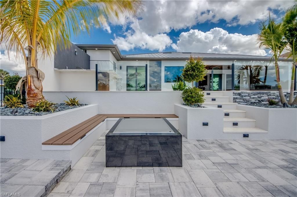 5310 Bayview Ct, Cape Coral, FL 33904 Photo