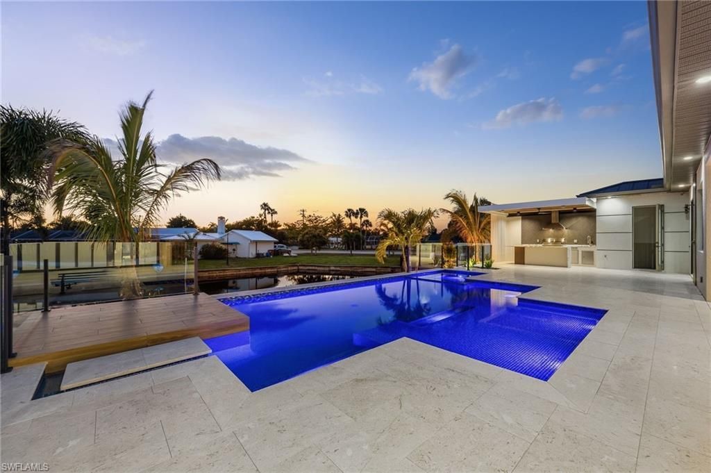 5310 Bayview Ct, Cape Coral, FL 33904 Photo