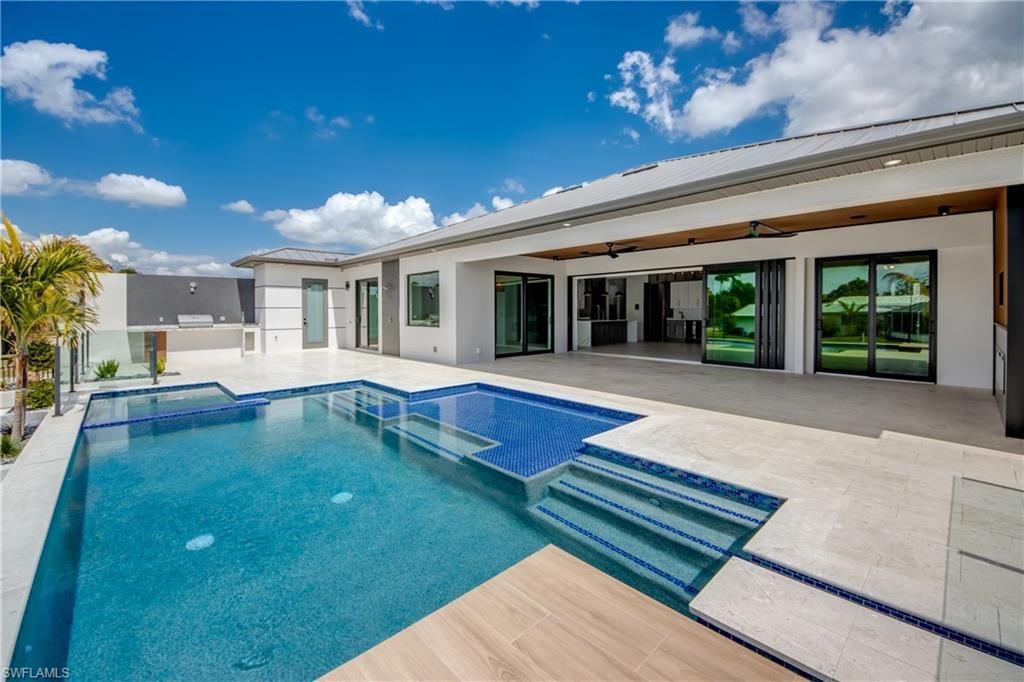 5310 Bayview Ct, Cape Coral, FL 33904 Photo