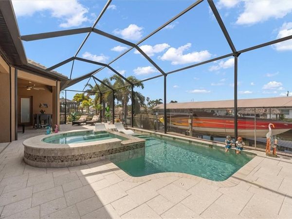 5338 Del Monte CT, CAPE CORAL, FL 33904