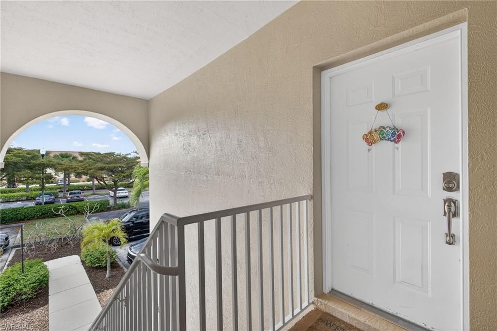 15441 Bellamar Cir, Unit 1123, Fort Myers, FL 33908 Photo