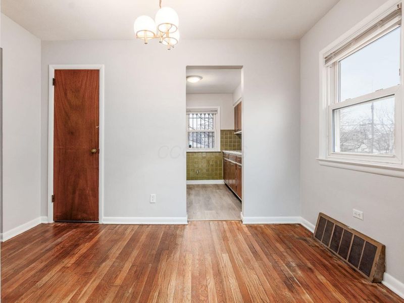 396 S Hague Avenue , Columbus, OH 43204 Photo 11