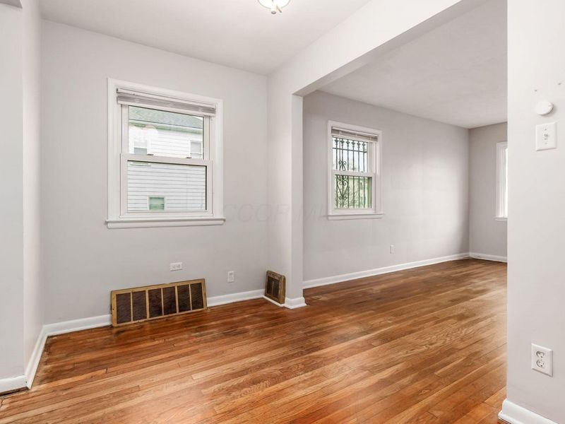 396 S Hague Avenue , Columbus, OH 43204 Photo 12