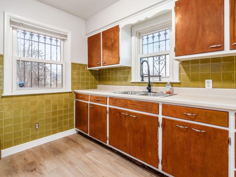 396 S Hague Avenue , Columbus, OH 43204 Photo 14