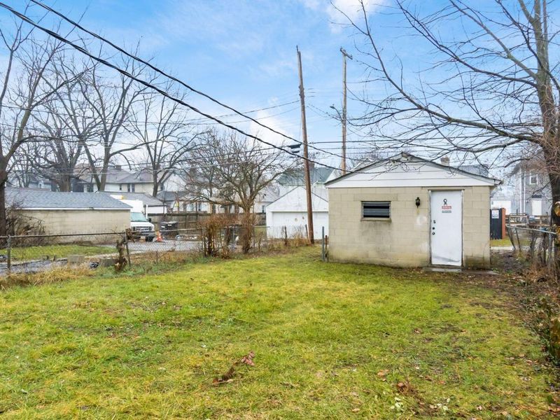 396 S Hague Avenue , Columbus, OH 43204 Photo 29