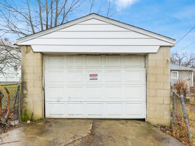 396 S Hague Avenue , Columbus, OH 43204 Photo 38