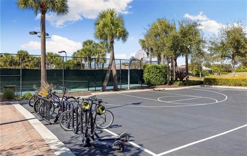 9431 Foxglove Ln , Naples, FL 34120 Photo