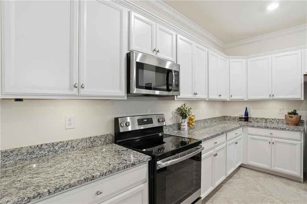 9431 Foxglove Ln , Naples, FL 34120 Photo