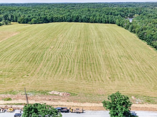 8 Nicholson Drive, Unit 8, Crossville, TN 38572
