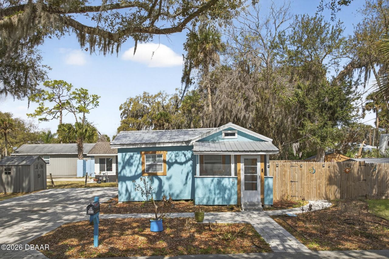 607 Jefferson Street, New Smyrna Beach, FL 32168 Photo