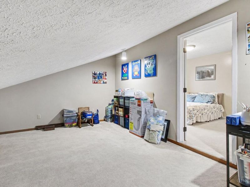 5707 Whistling Wind Lane, Milford, OH 45150 Photo 16