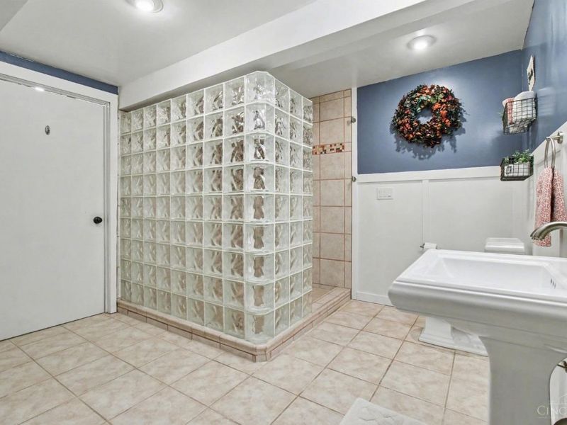 5707 Whistling Wind Lane, Milford, OH 45150 Photo 21