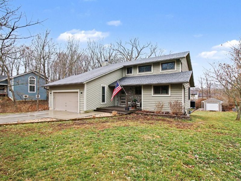 5707 Whistling Wind Lane, Milford, OH 45150 Photo 3