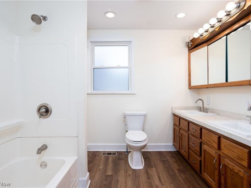 613 Wooster Road N, Barberton, OH 44203 Photo 23