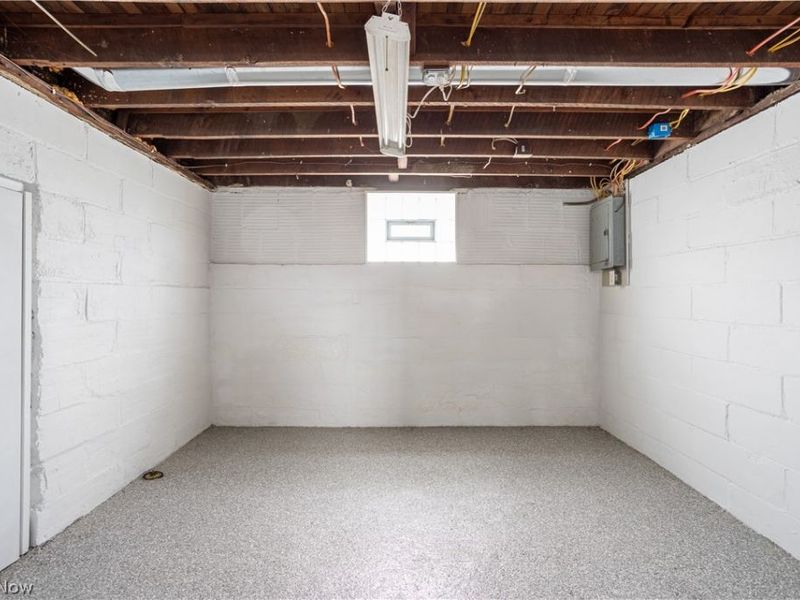 613 Wooster Road N, Barberton, OH 44203 Photo 31