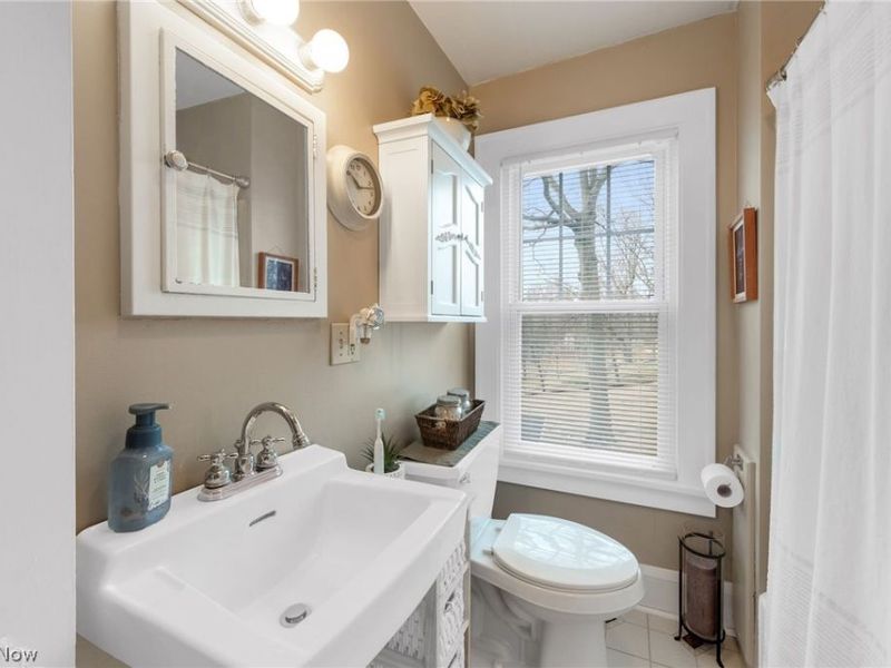 35814 Ridge Road, Willoughby, OH 44094 Photo 17