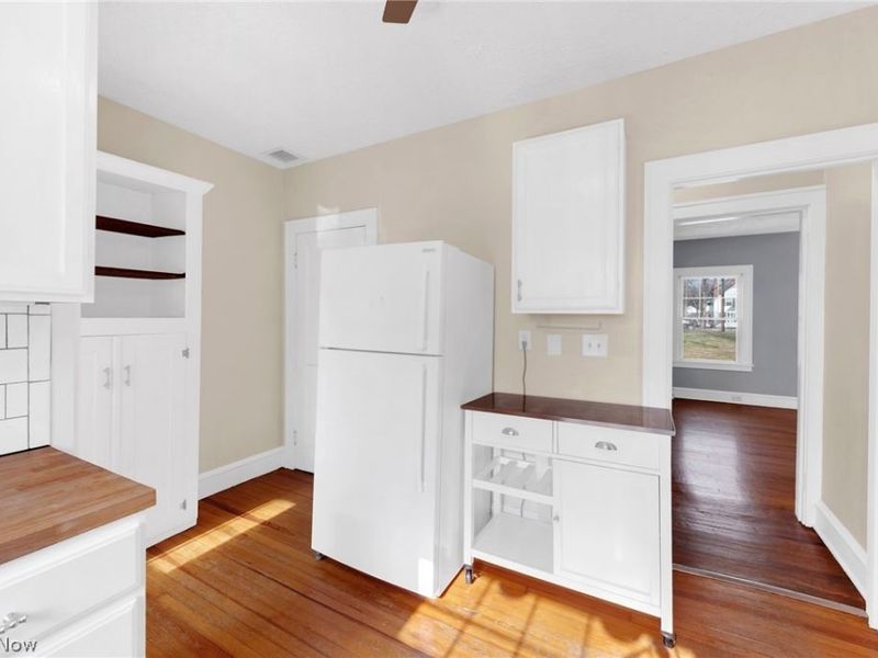 35814 Ridge Road, Willoughby, OH 44094 Photo 27