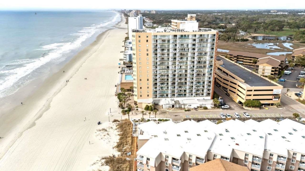 9550 Shore Dr. Photo 22