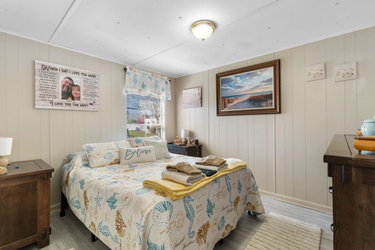 2096 Dipper Photo 12