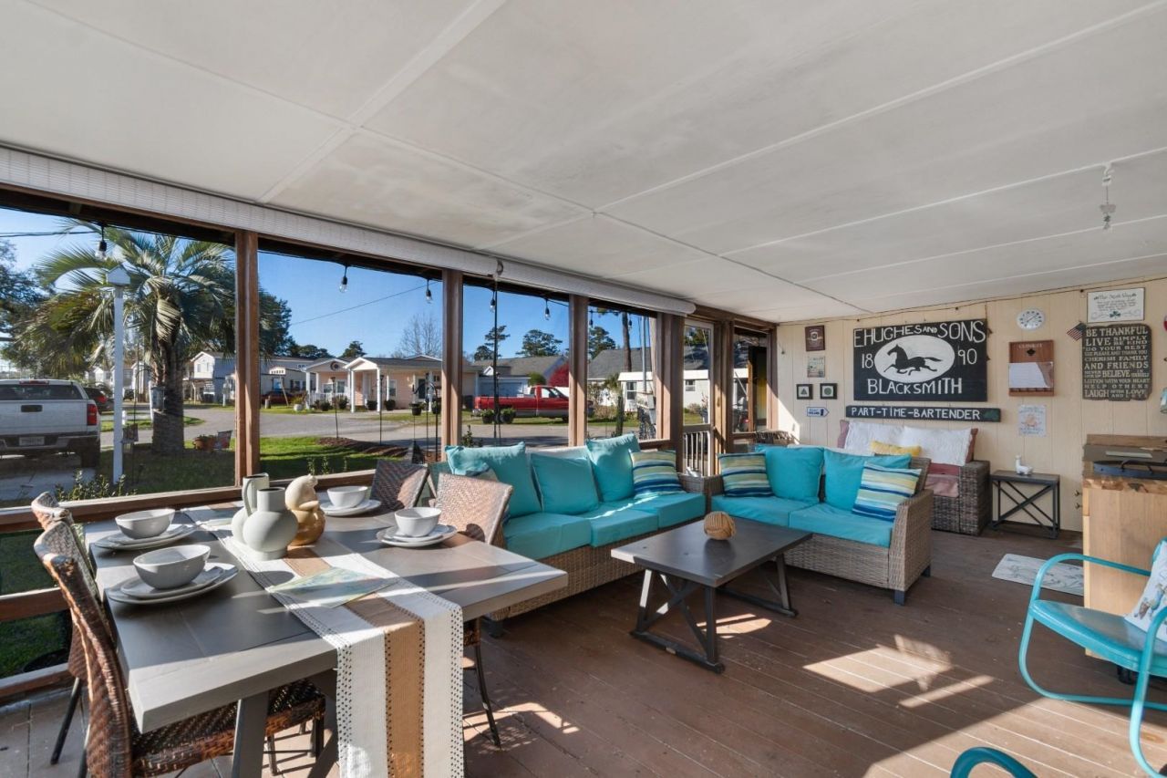 2096 Dipper Photo 22