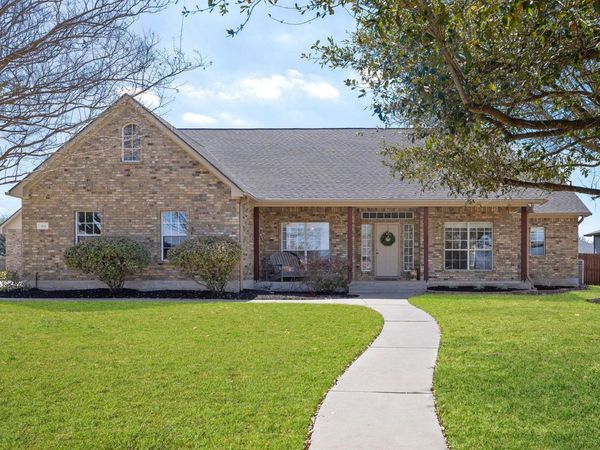 414 Rio Grande Ave, Hutto, TX 78634
