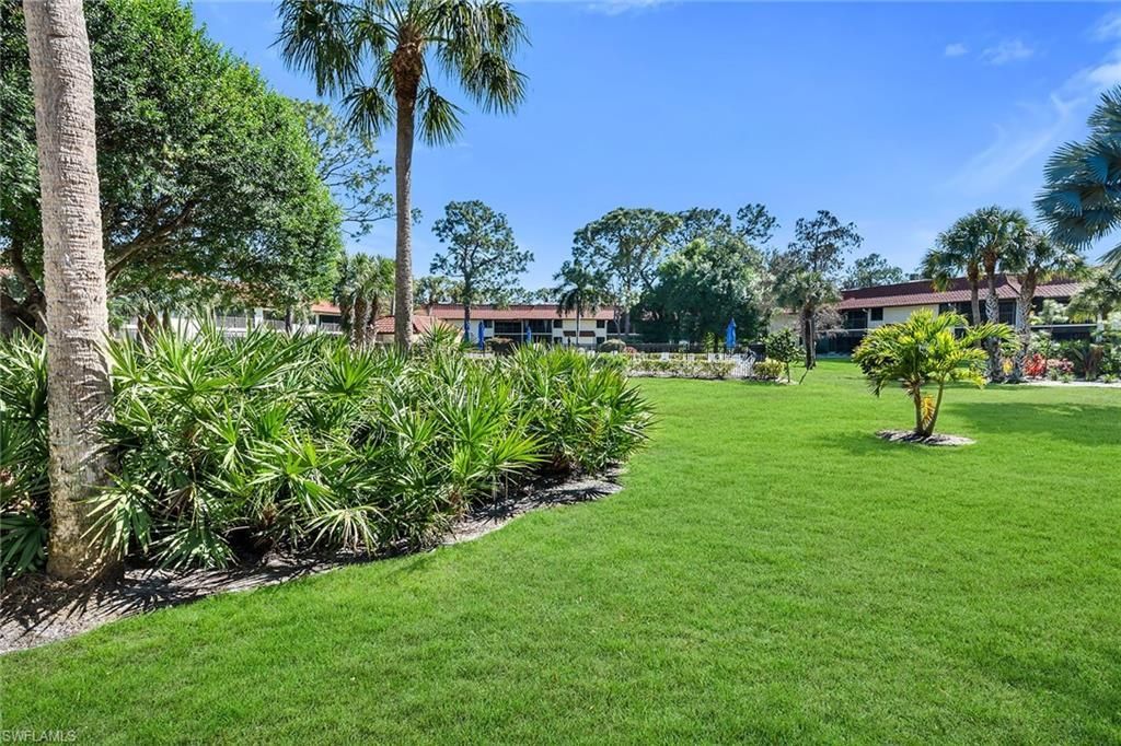 4955 Pepper Cir, Unit B106, Naples, FL 34113 Photo