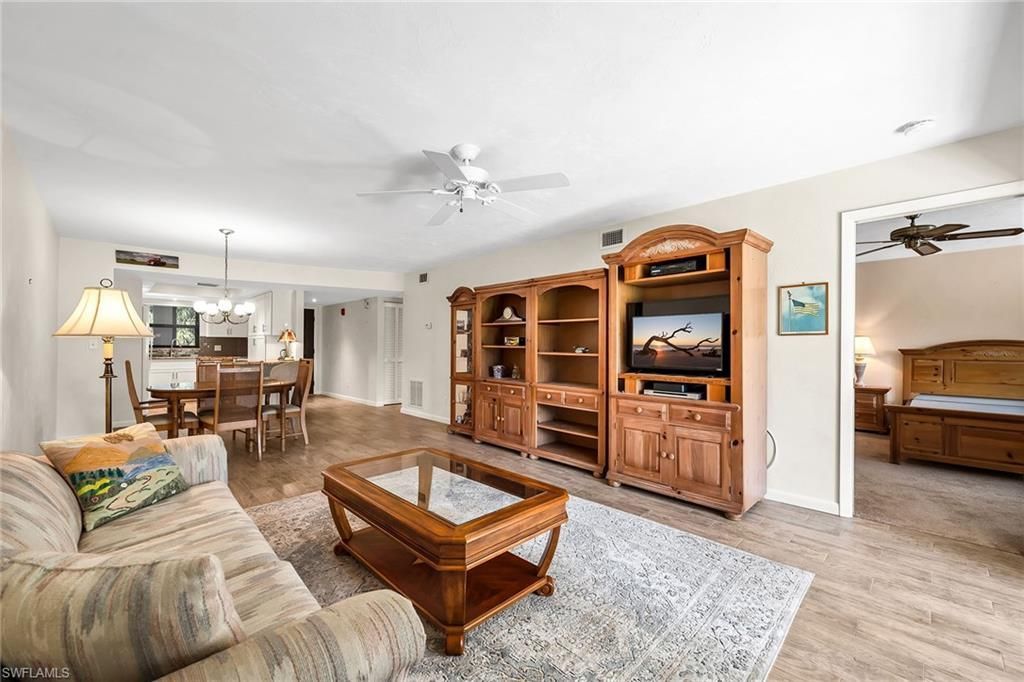 4955 Pepper Cir, Unit B106, Naples, FL 34113 Photo