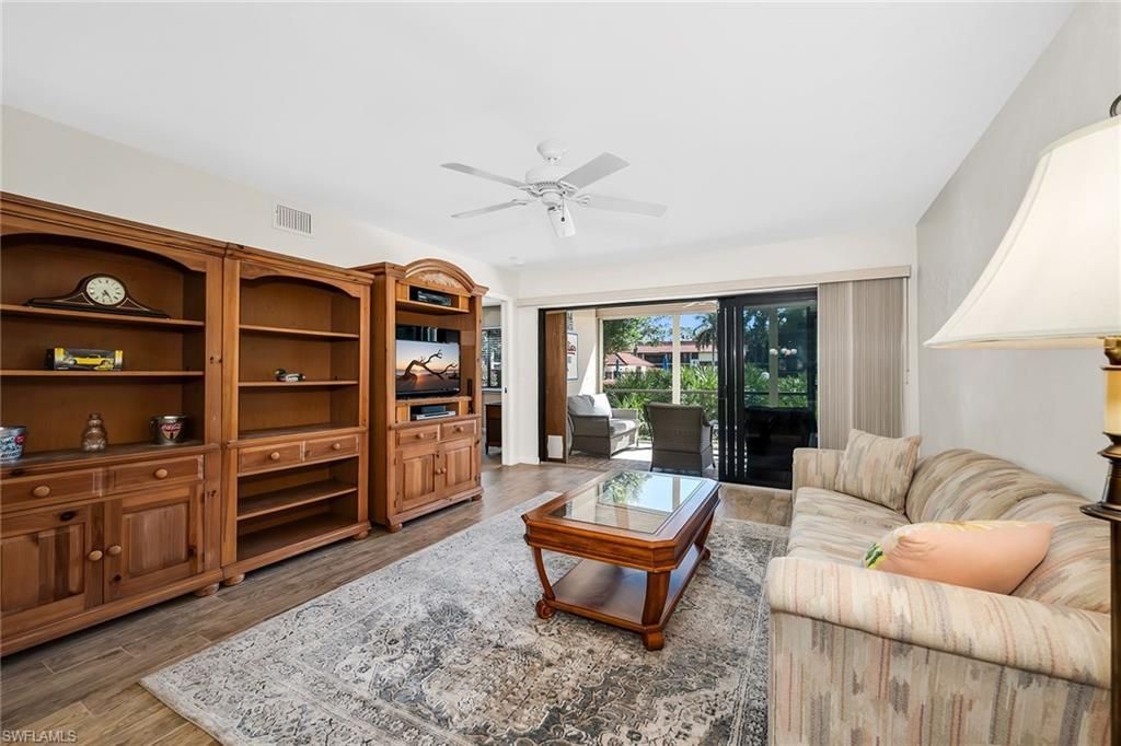 4955 Pepper Cir, Unit B106, Naples, FL 34113 Photo