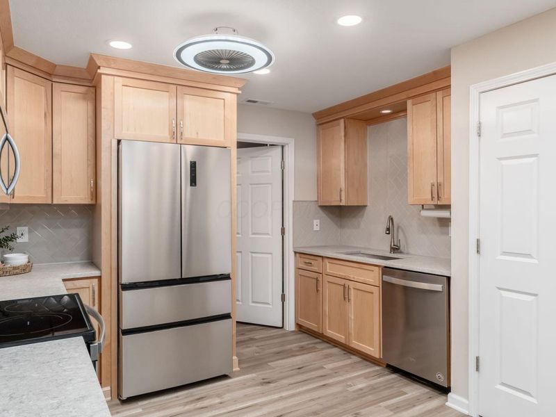 7783 Meadowlark Lane S, Reynoldsburg, OH 43068 Photo 8