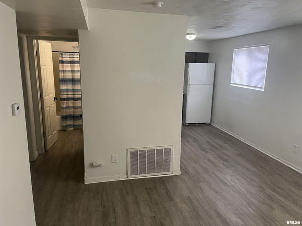 227 W ELM Street, Chillicothe, IL 61523