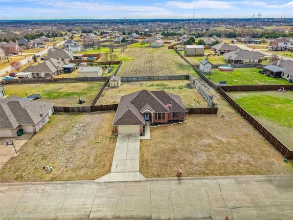 102 Avery Lane, Fate, TX 75189