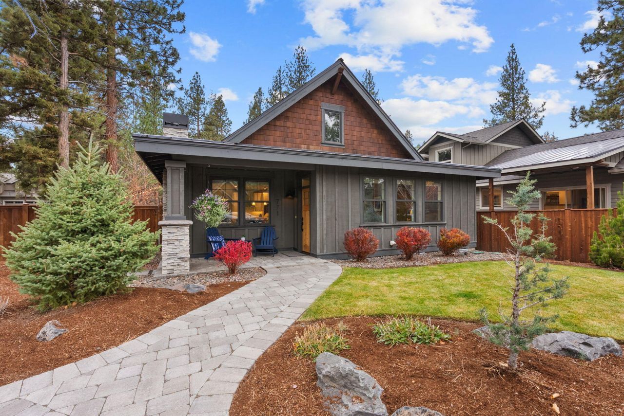 771 S Wrangler Court, Sisters, OR 97759 Main Photo