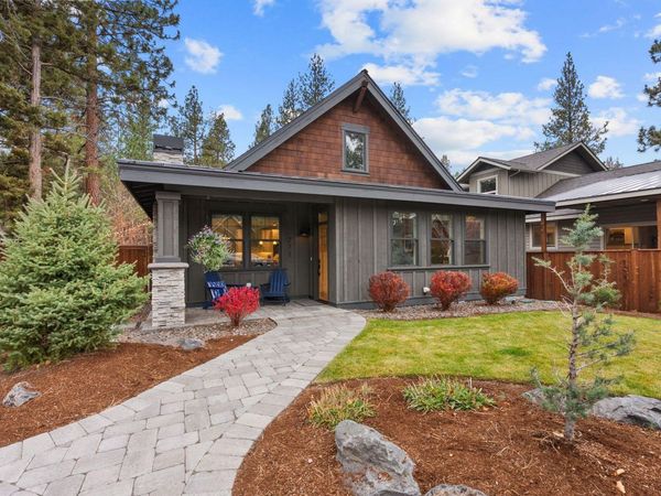 771 S Wrangler Court, Sisters, OR 97759