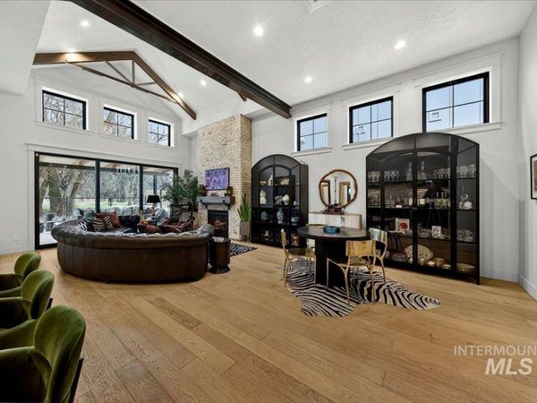 152 S Carbon Rivet Ave, Eagle, ID 83616